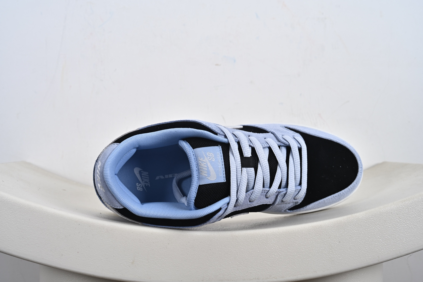 Nike SB Dunk Low pro 独家版型蒸餾加工帶來的是更好的视觉和脚感体验 HF3063-400