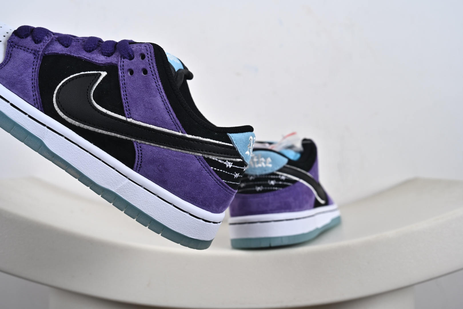 Nike SB Dunk Low pro 独家版型蒸餾加工帶來的是更好的视觉和脚感体验 HJ0513-500