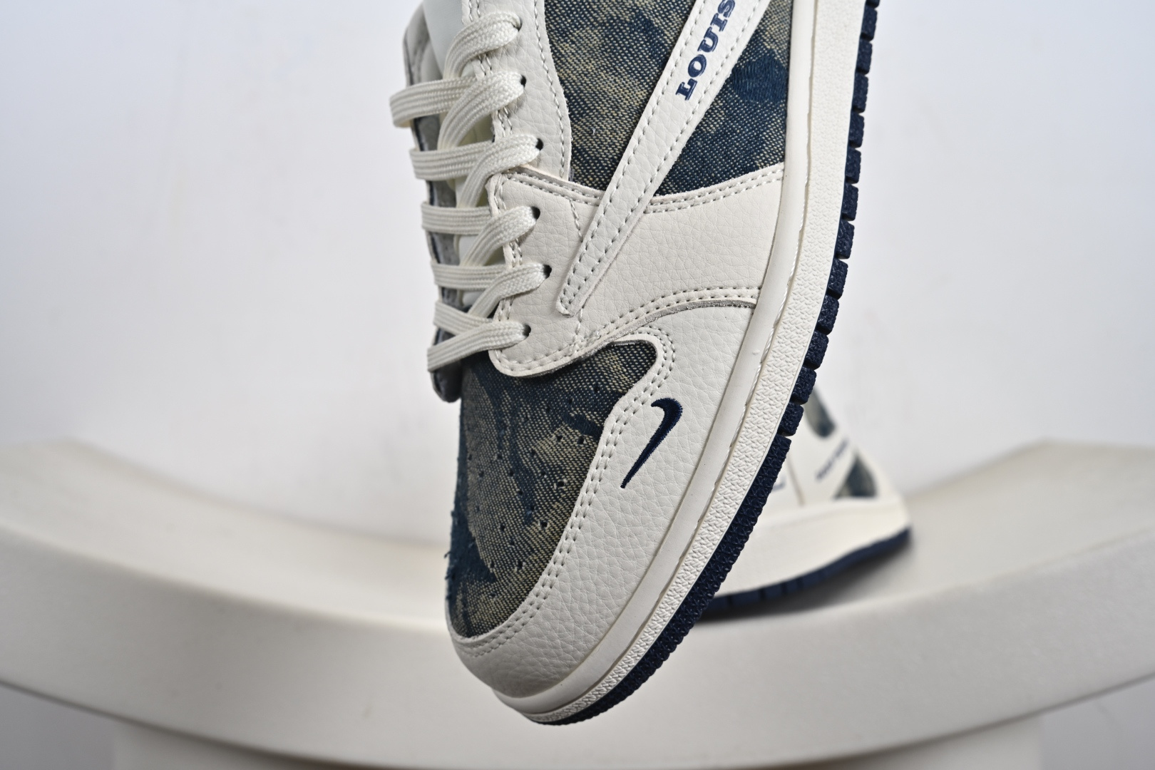 高端定制 Travis Scott x Jordan 1 Low LV联名-白青牛仔 LD2028-044