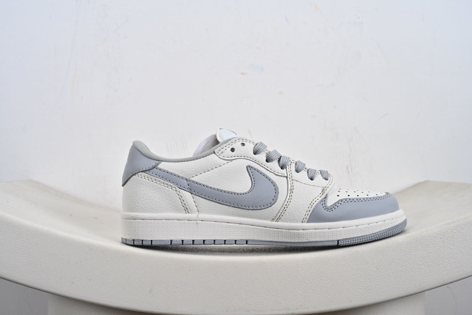 Travis Scott x Fragment Design x Jordan Air Jordan 1 Low OG SP “米灰拉布布” JW1188-163