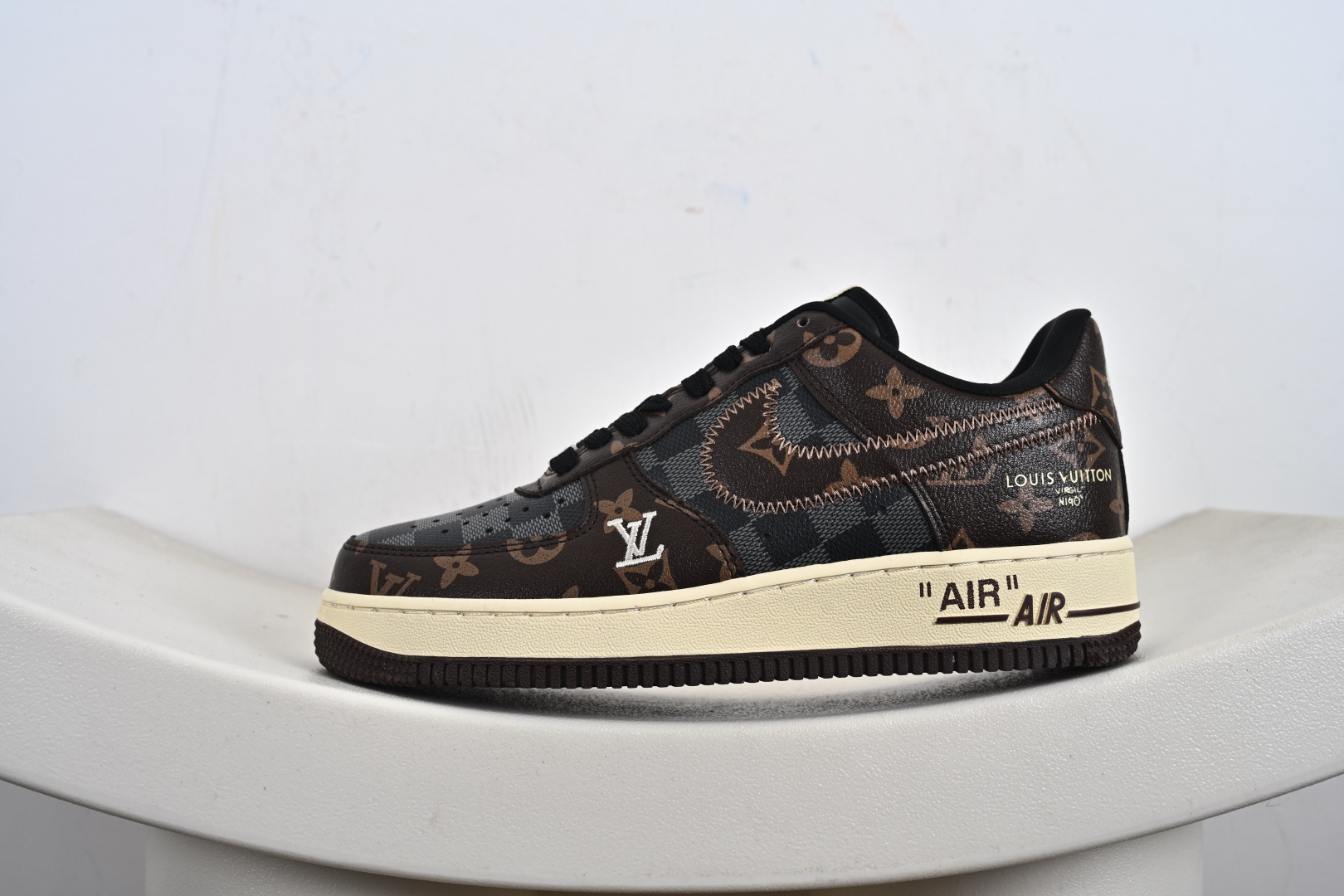 Nike Air Force 1'07 Low LV联名 咖啡灰 空军一号低帮休闲板鞋 SC0601-563
