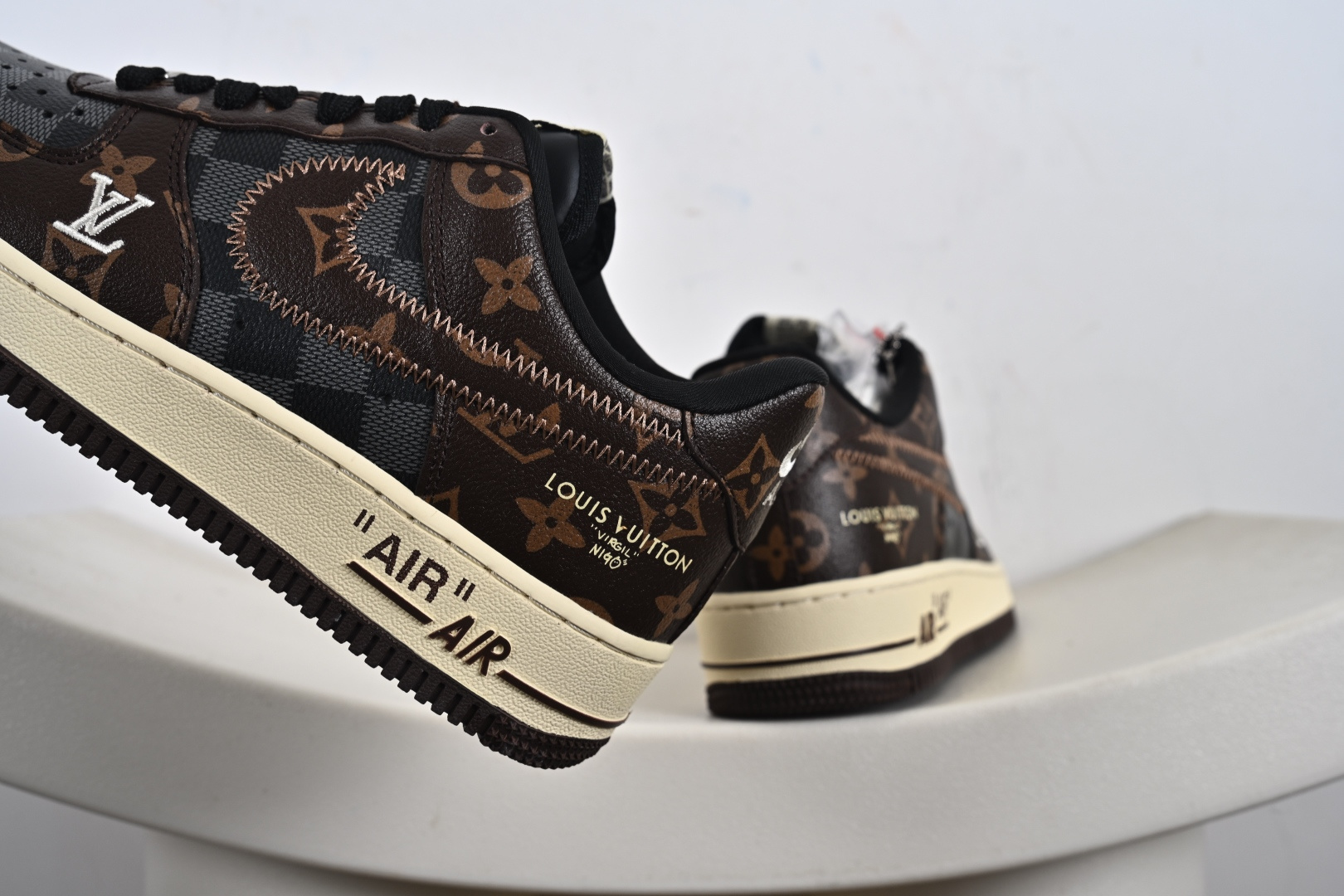 Nike Air Force 1'07 Low LV联名 咖啡灰 空军一号低帮休闲板鞋 SC0601-563