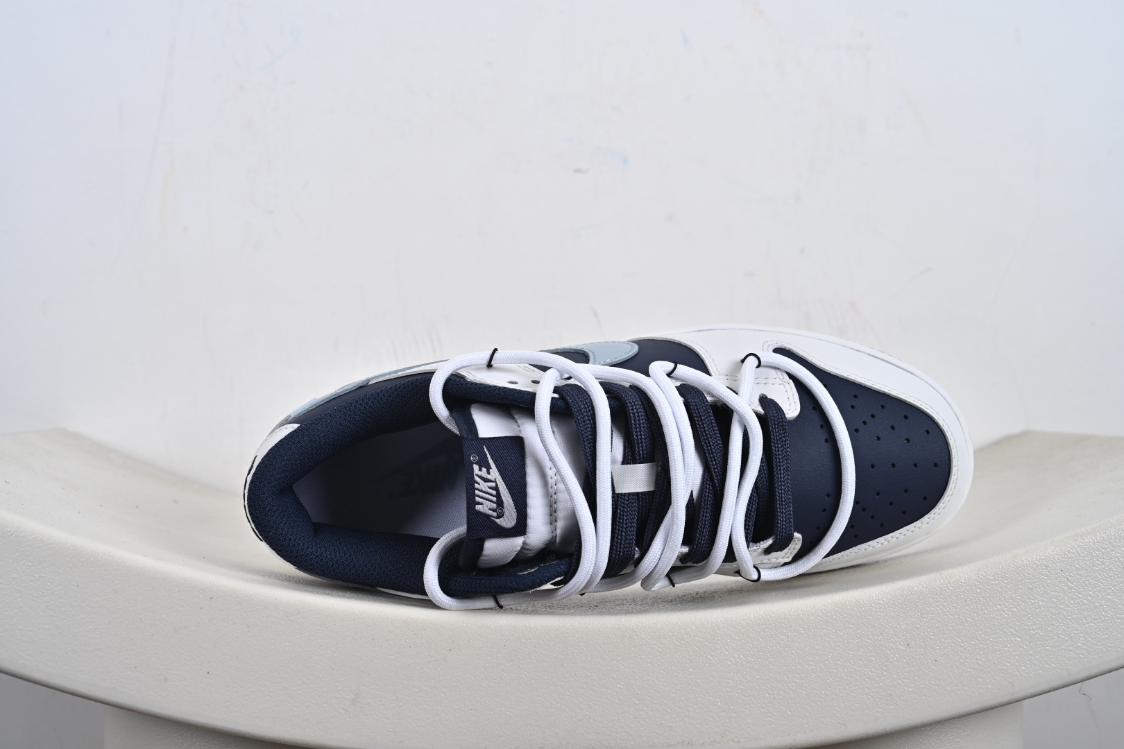 NK Dunk Low 北屿 WB0512-086 当纯白沙滩遇见深海之境