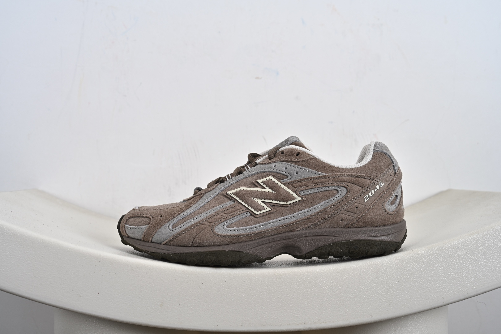 New Balance 204L系列 新百伦 薄底鞋 薄底皮质鞋带德训系 减震耐磨包裹性支撑轻便 低帮 生活休闲鞋 U204LMMA