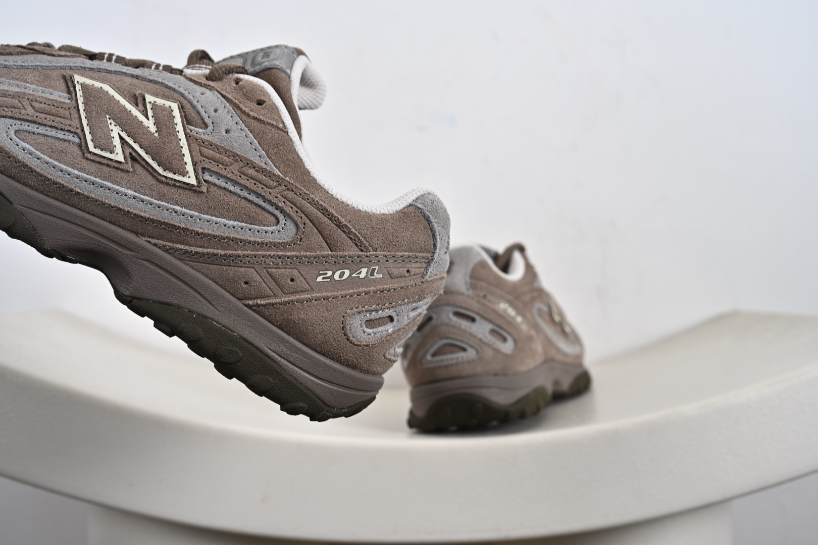 New Balance 204L系列 新百伦 薄底鞋 薄底皮质鞋带德训系 减震耐磨包裹性支撑轻便 低帮 生活休闲鞋 U204LMMA