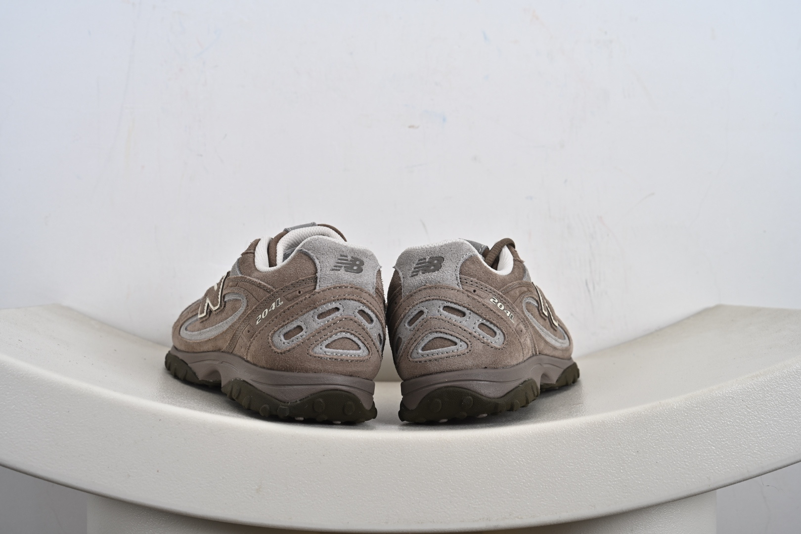 New Balance 204L系列 新百伦 薄底鞋 薄底皮质鞋带德训系 减震耐磨包裹性支撑轻便 低帮 生活休闲鞋 U204LMMA