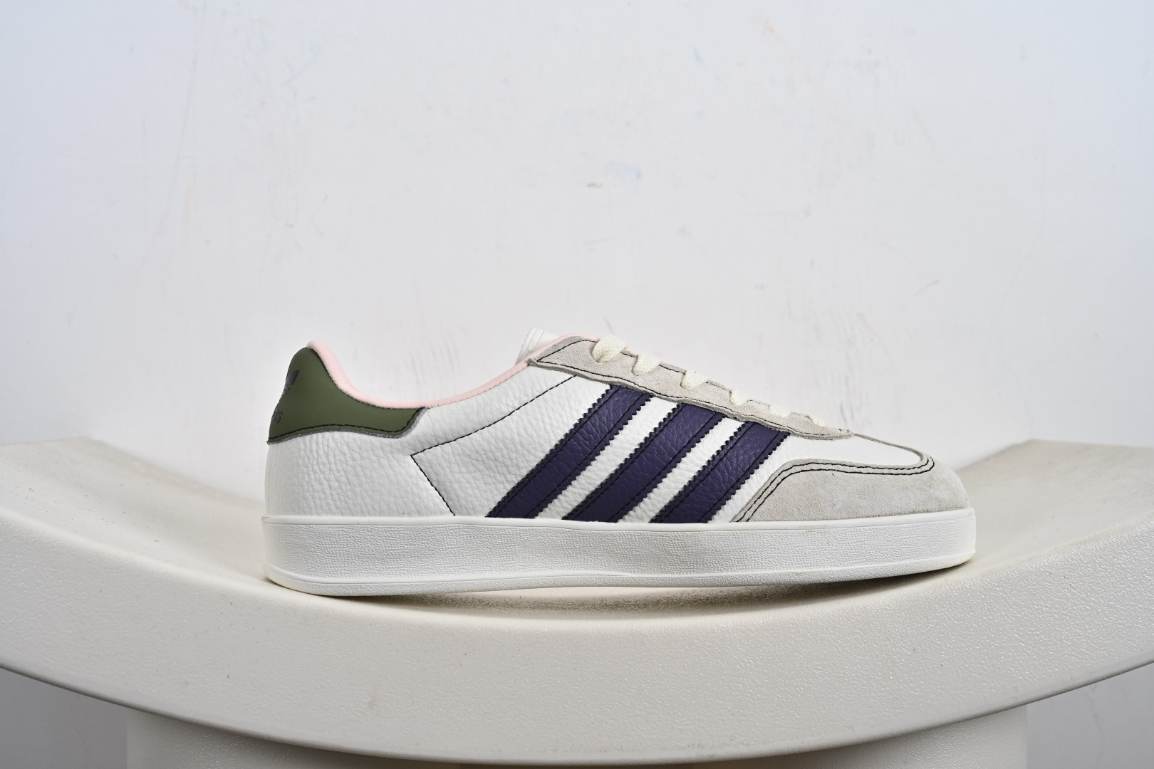 阿迪达斯 Adidas Originals Gazelle INdoor x Stussy 低帮休闲运动板鞋 DD6602 DD6601 DD6603