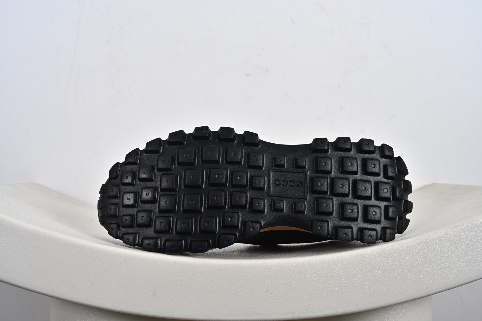 ECCO爱步 新款休闲跑步鞋 756558-010