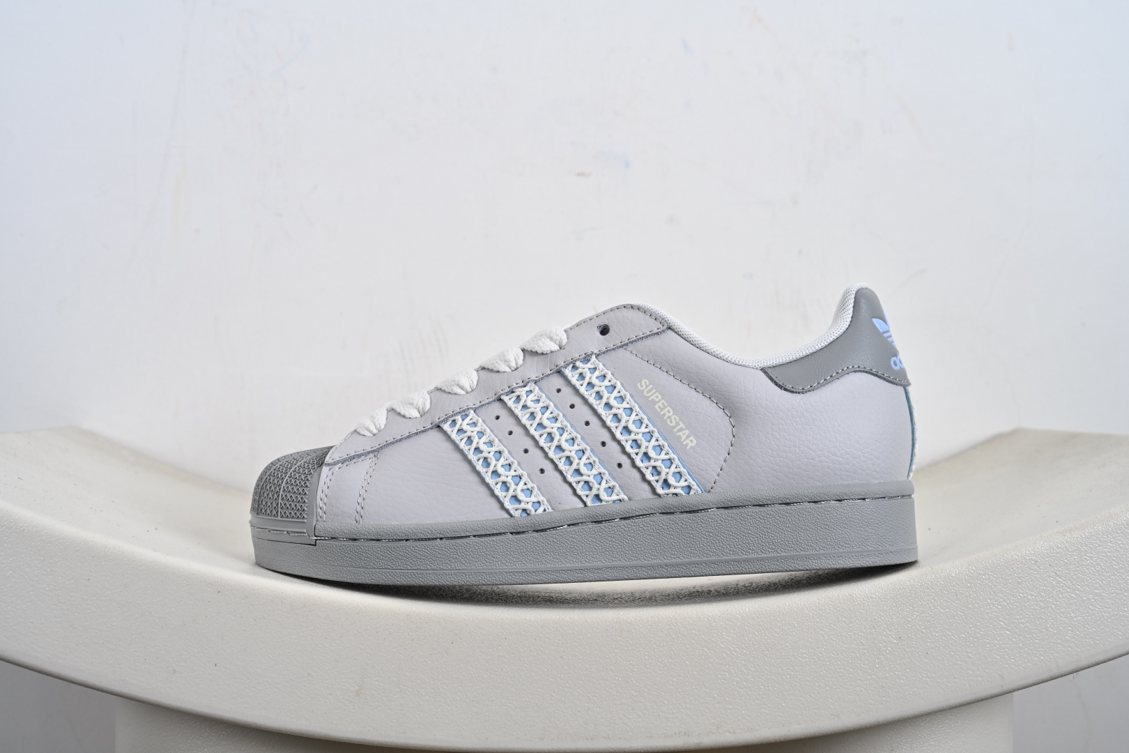Adidas Originals Superstar II W 经典贝壳头 JQ8729