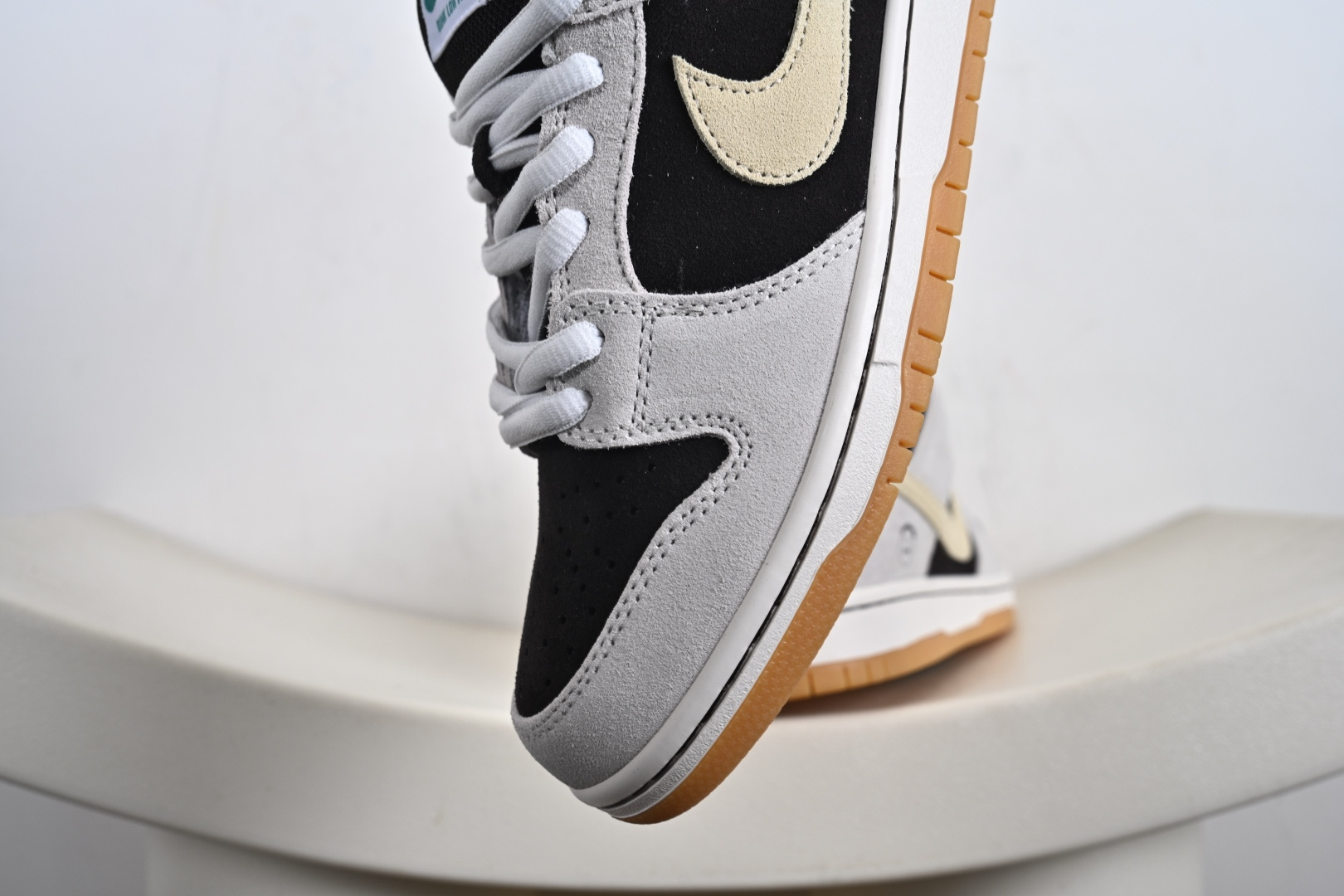 NK SB Dunk Low 冰啡男孩 HF3704-001