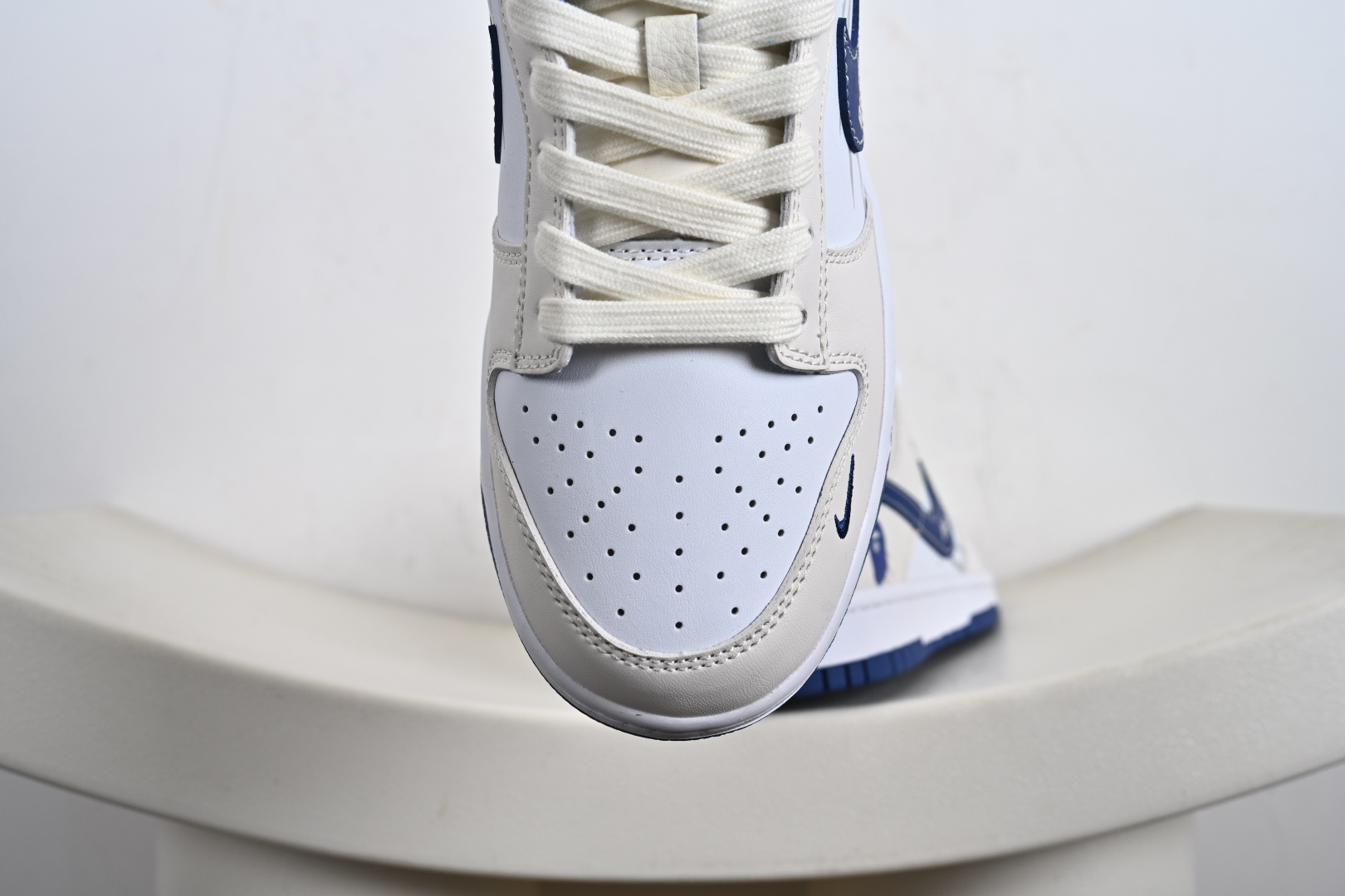 定制版Bape x NK Dunk SB Low Bpae猿人头 x 耐克 SB 低帮 联名米白蓝 XF8698-206