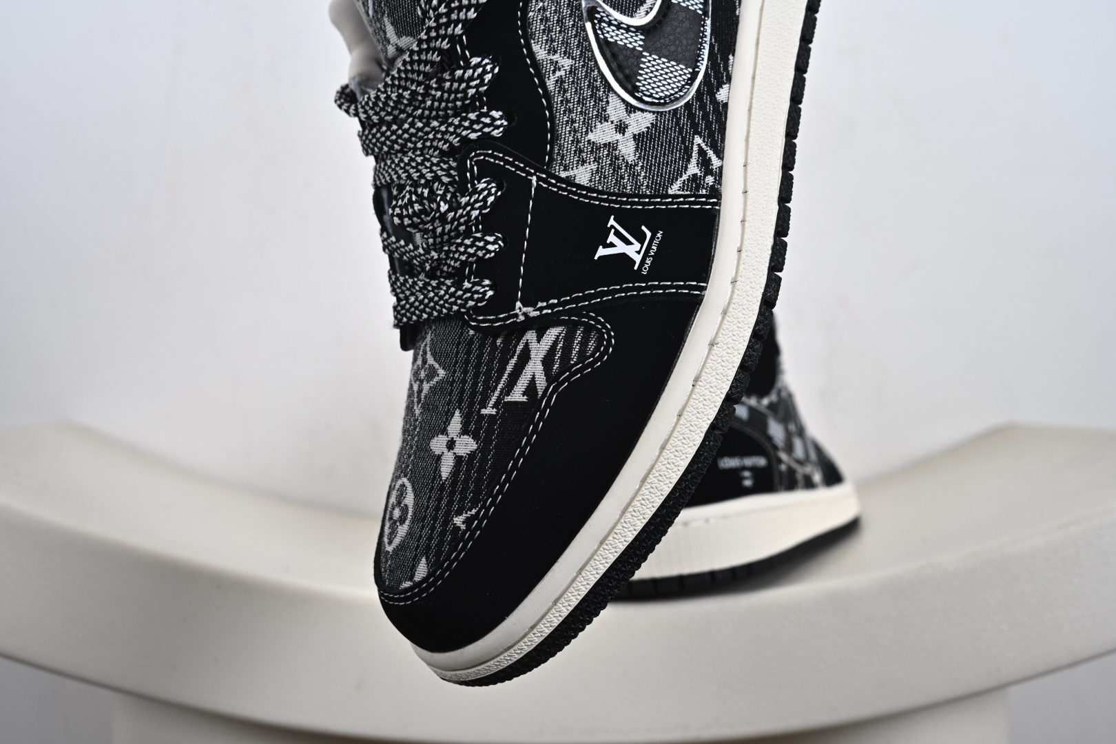 定制版 Air Jordan 1 Low x AJ1 低帮 黑白牛仔 AJ1 乔丹1代 aj1 乔1 低邦 黑白牛仔 LR2025-009