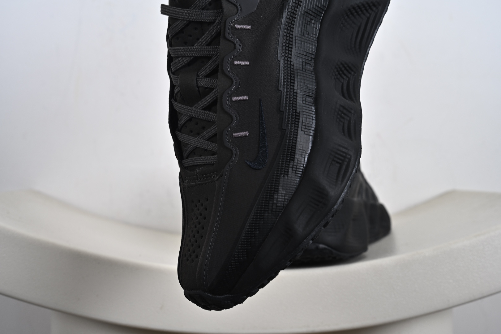 Nk Ava Rover Hs 低帮复古运动鞋 HQ2863-300