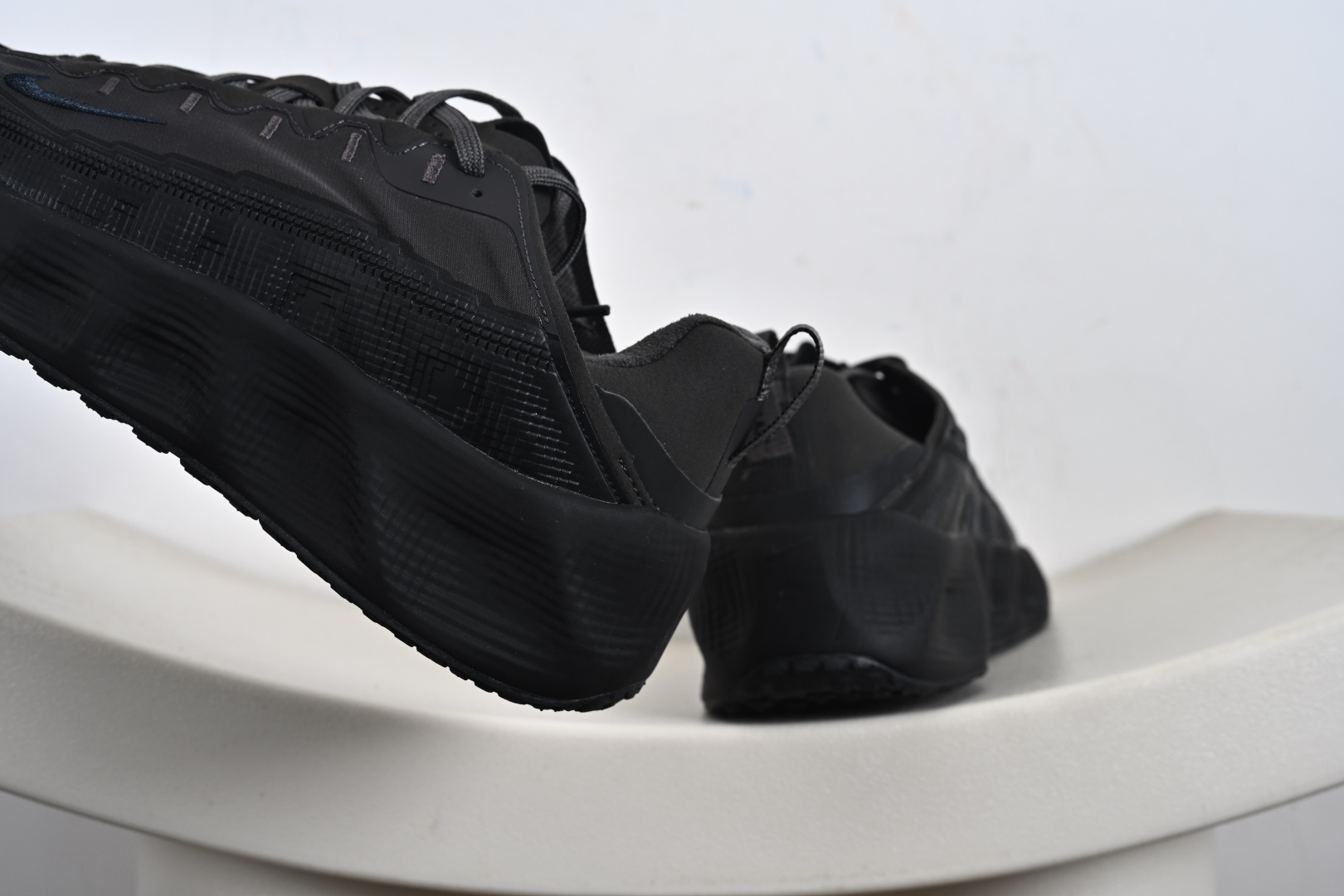 Nk Ava Rover Hs 低帮复古运动鞋 HQ2863-300