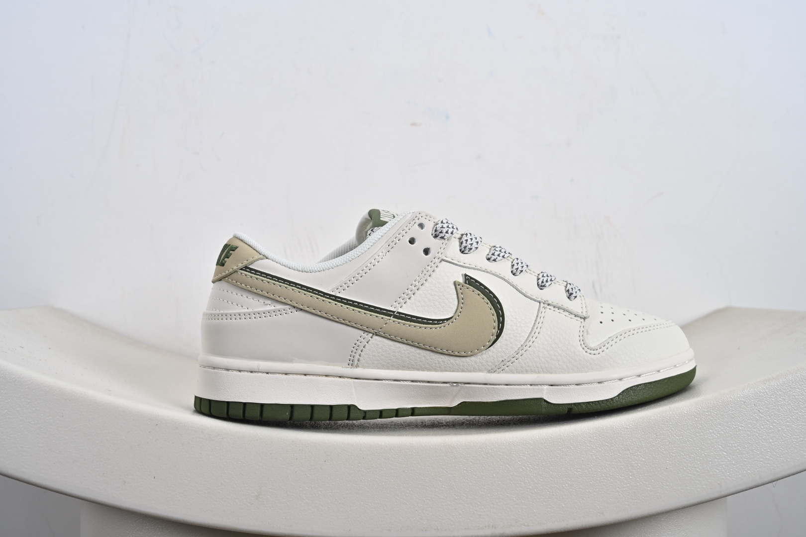 NIKE Dunk Low RETRO 联名款 HS2506-222
