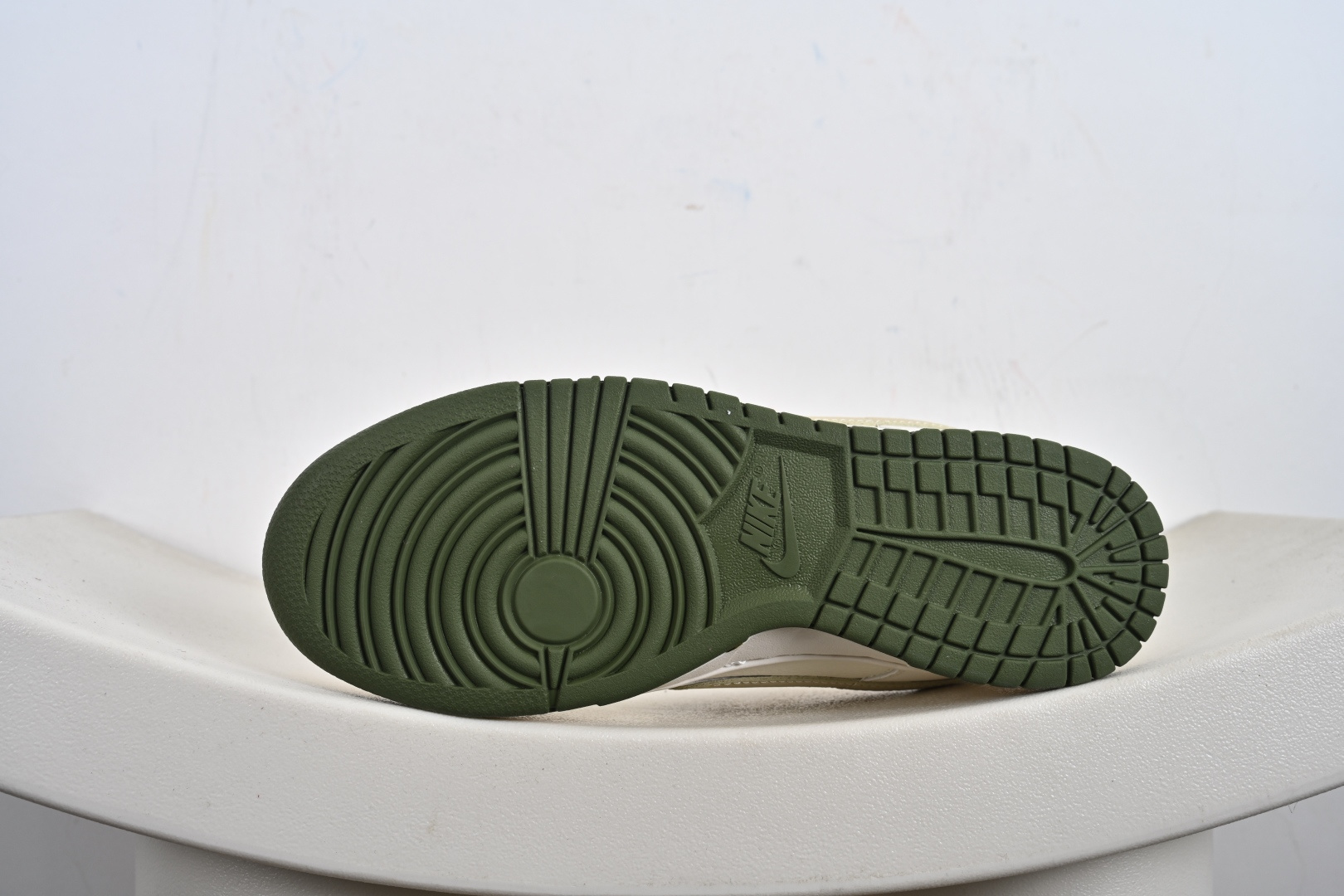 NIKE Dunk Low RETRO 联名款 HS2506-222