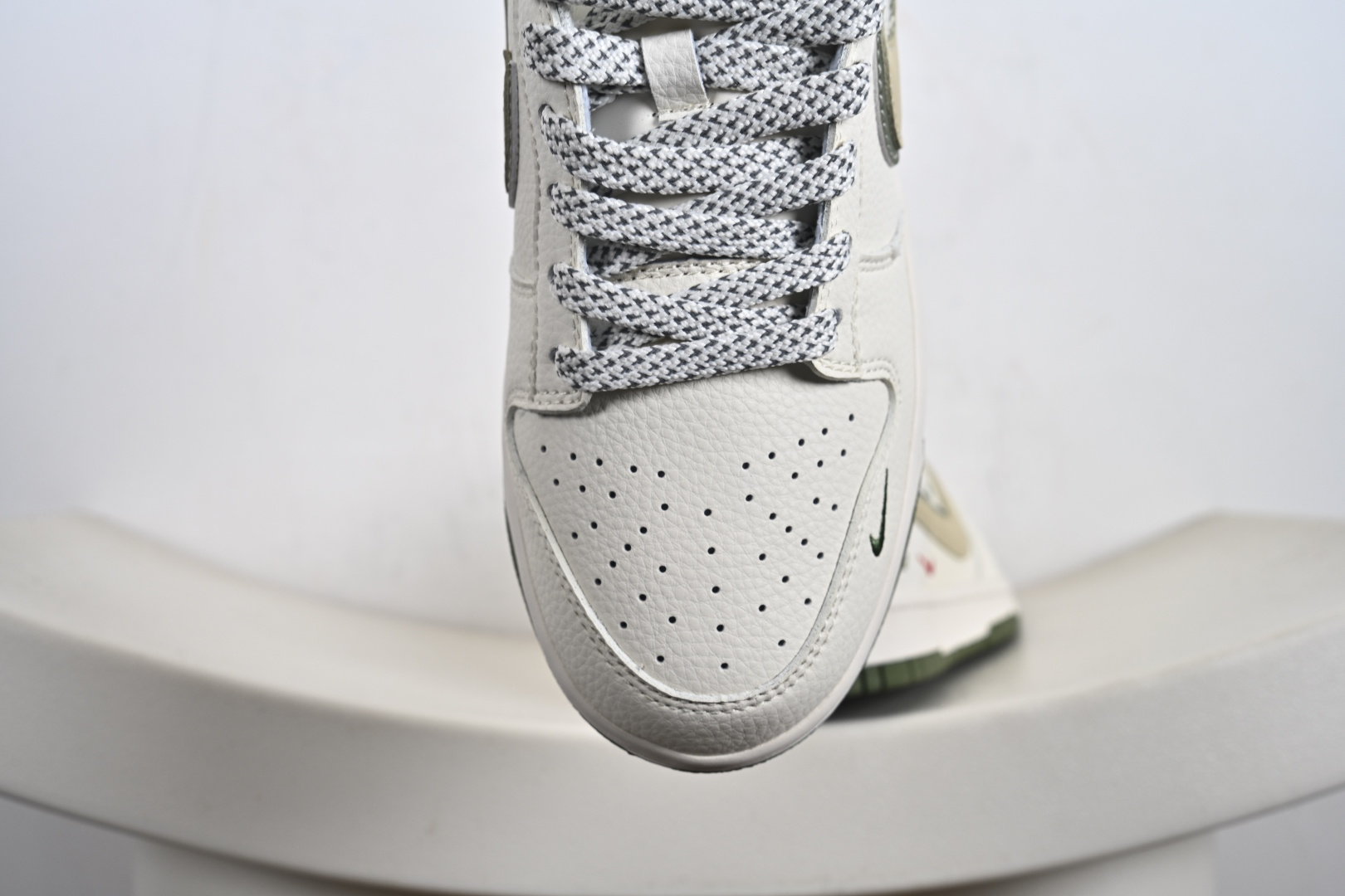 NIKE Dunk Low RETRO 联名款 HS2506-222