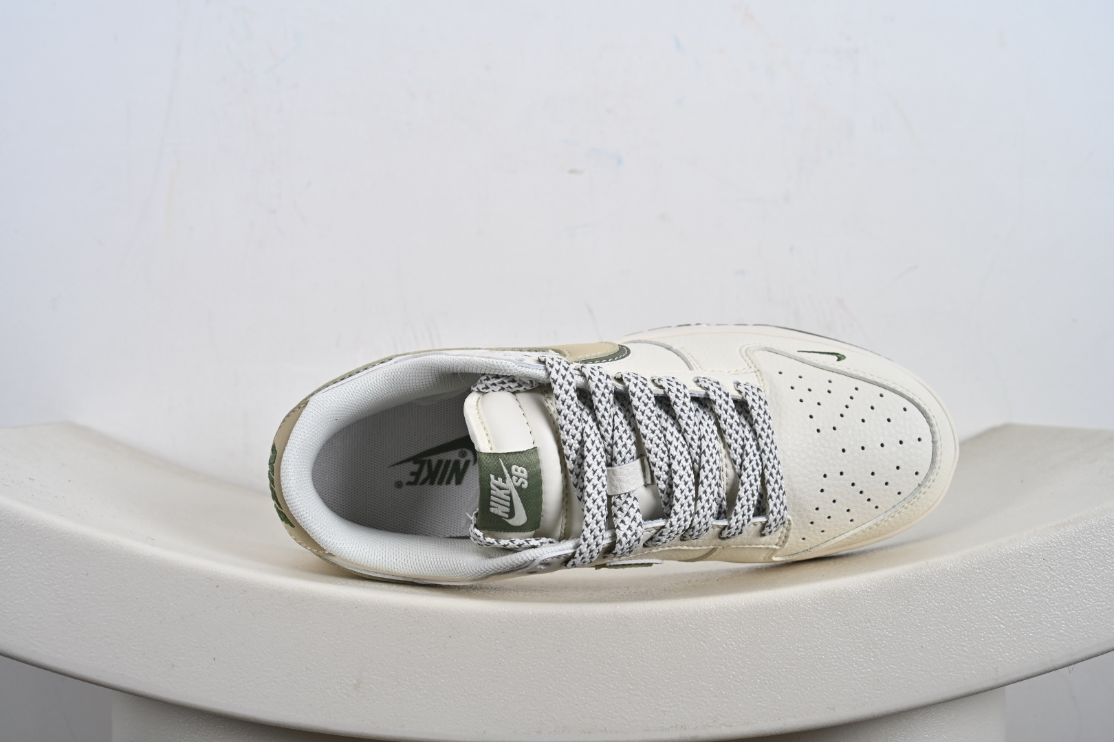 NIKE Dunk Low RETRO 联名款 HS2506-222