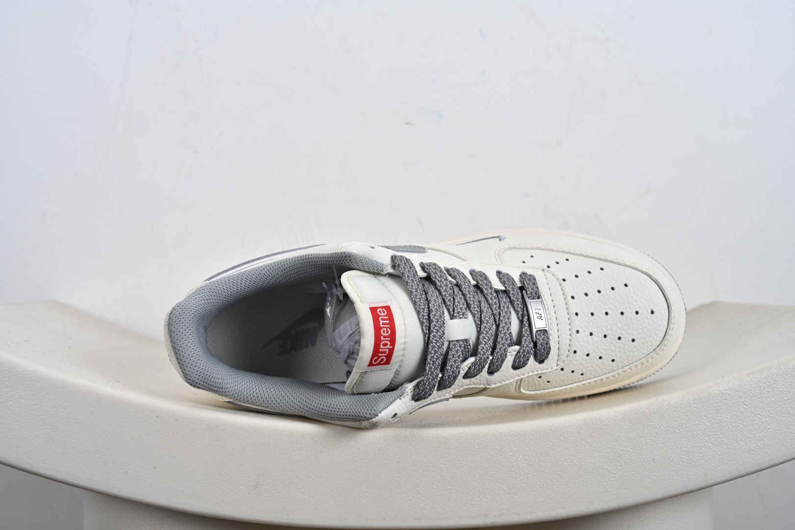 NIke Air Force 1 '07 Low “Supreme联名——米灰满天星”空军一号 低帮 运动鞋 JP8028-012