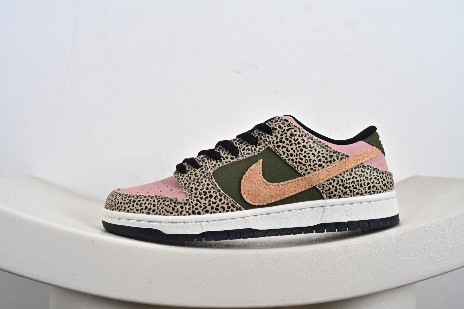 Arts-Rec x NK Dunk SB Dunk Low Pro QS 柔软舒适 防滑耐磨 低帮 板鞋 男女同款 棕绿 IH3211-200