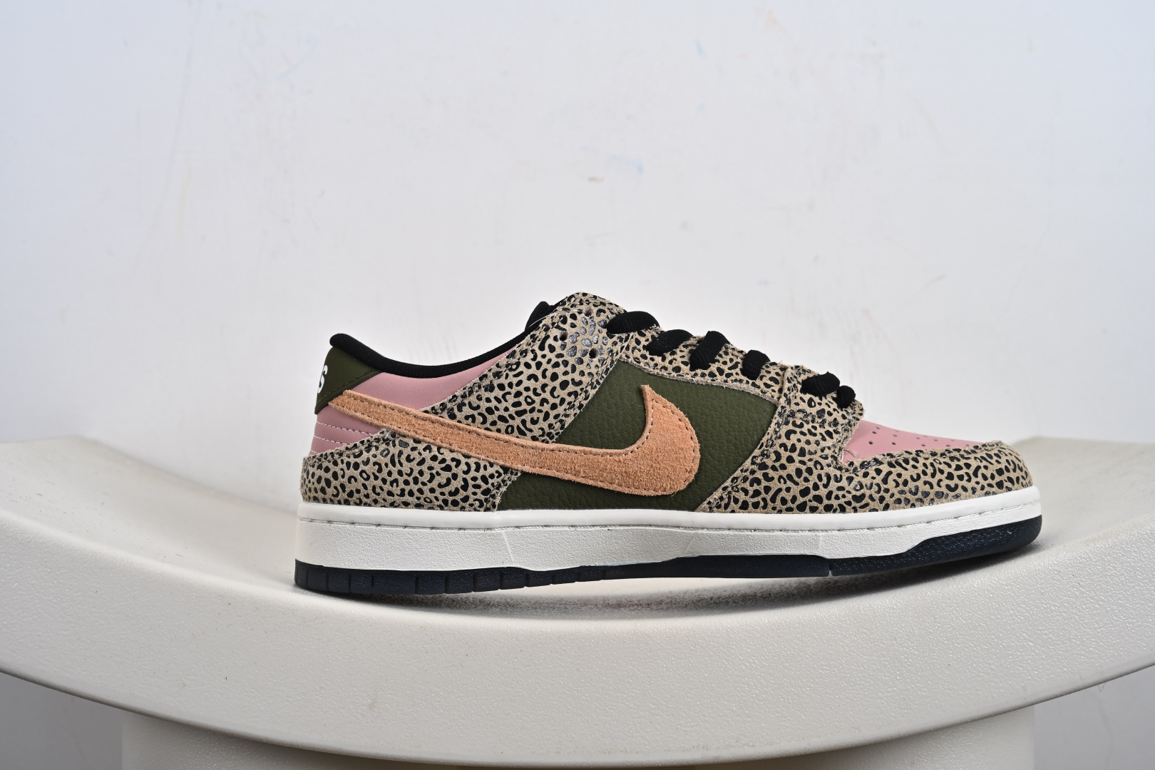 Arts-Rec x NK Dunk SB Dunk Low Pro QS 柔软舒适 防滑耐磨 低帮 板鞋 男女同款 棕绿 IH3211-200