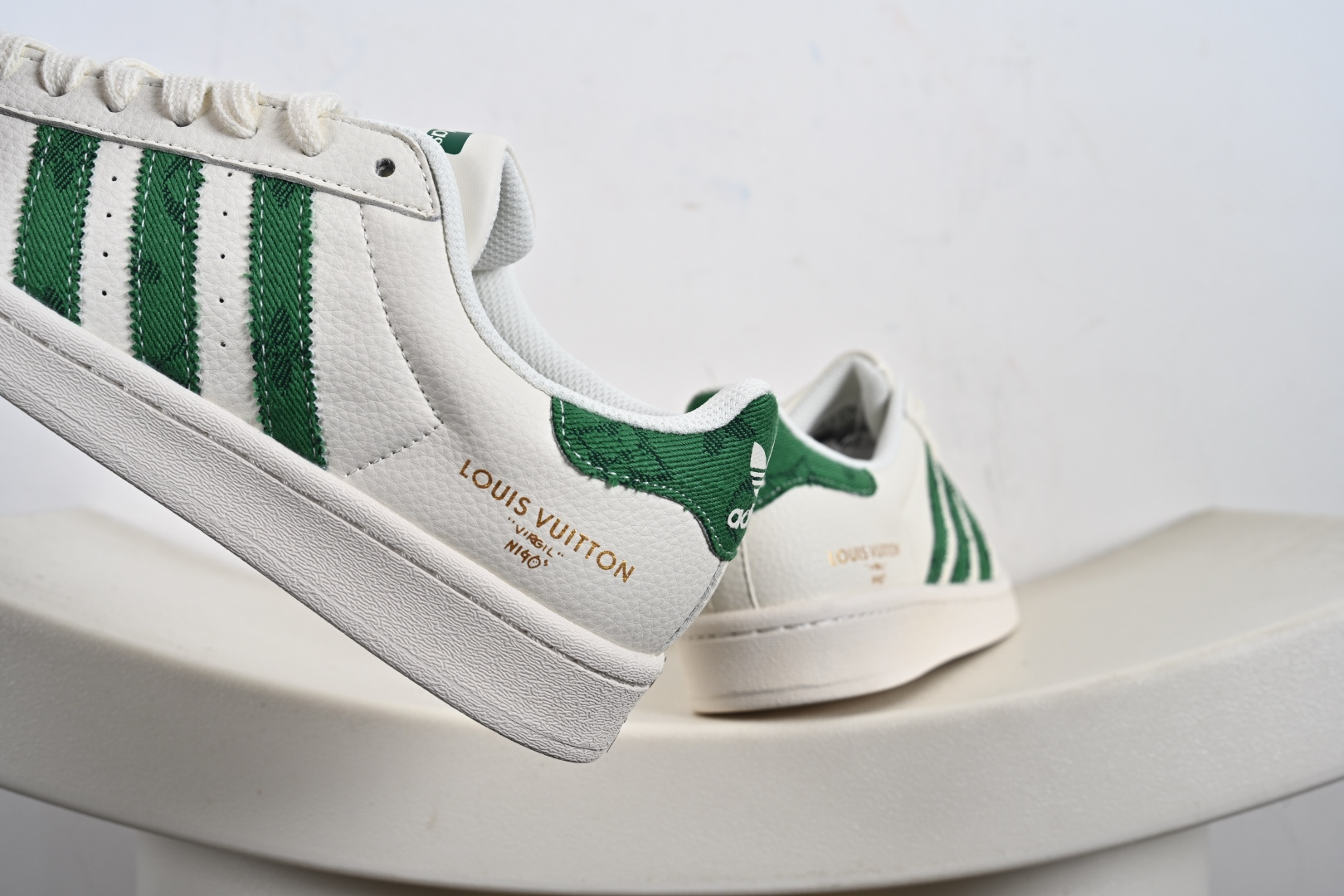 Adidas Originals Superstar 联名款贝壳头 SD6819