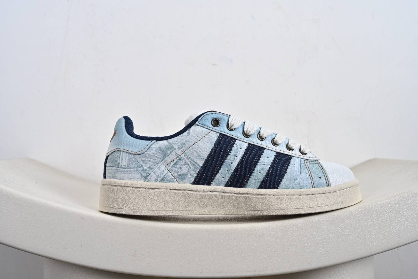 Adidas Originals Campus 00s系列 阿迪达斯 面包风经典复古低帮百搭休闲运动板鞋 JS2487