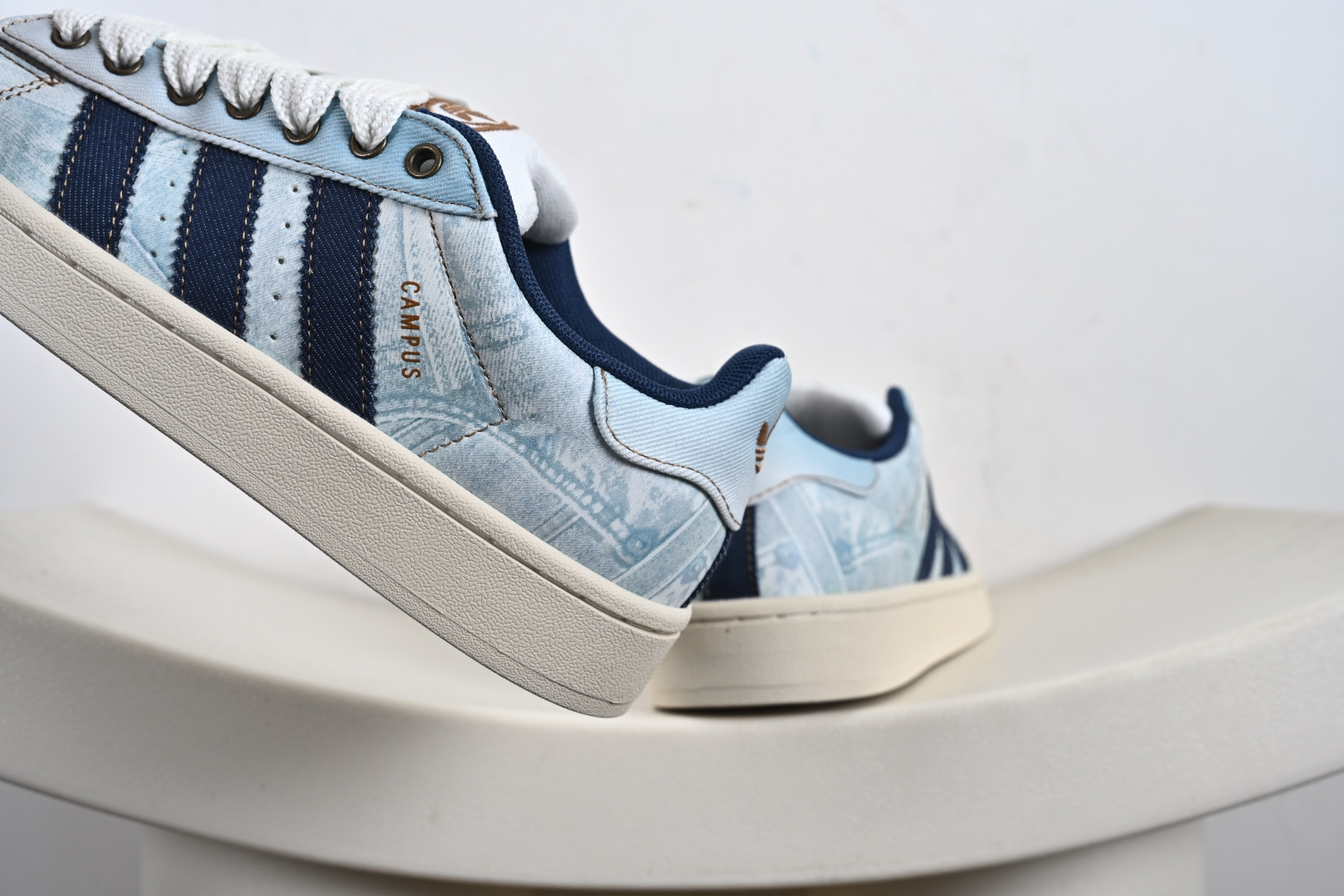 Adidas Originals Campus 00s系列 阿迪达斯 面包风经典复古低帮百搭休闲运动板鞋 JS2487