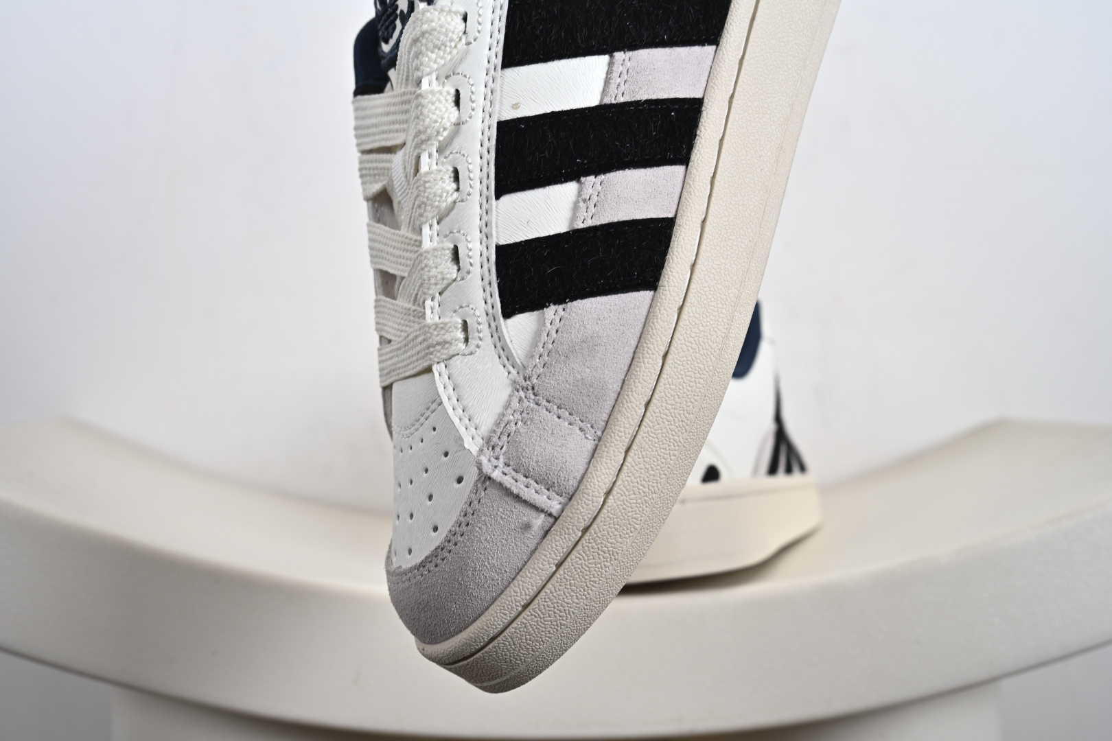 Adidas CAMPUS OOS BETA 阿迪达斯学院系列面包风经典复古低帮百搭休闲运动板鞋 JQ8733