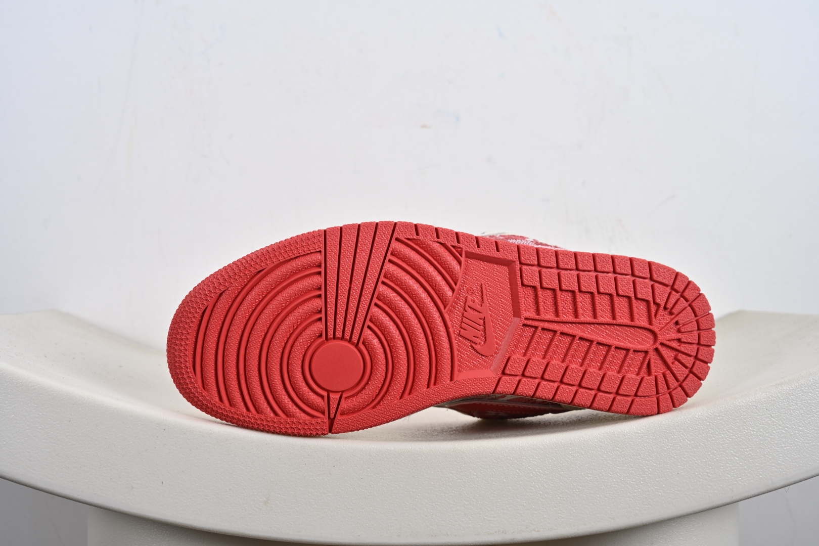 定制版Air Jordan 1 Low AJ1 乔1 “LV路易威登联名---米白红帆布牛仔印花”高端定制 低帮复古篮球鞋 QG1988-010