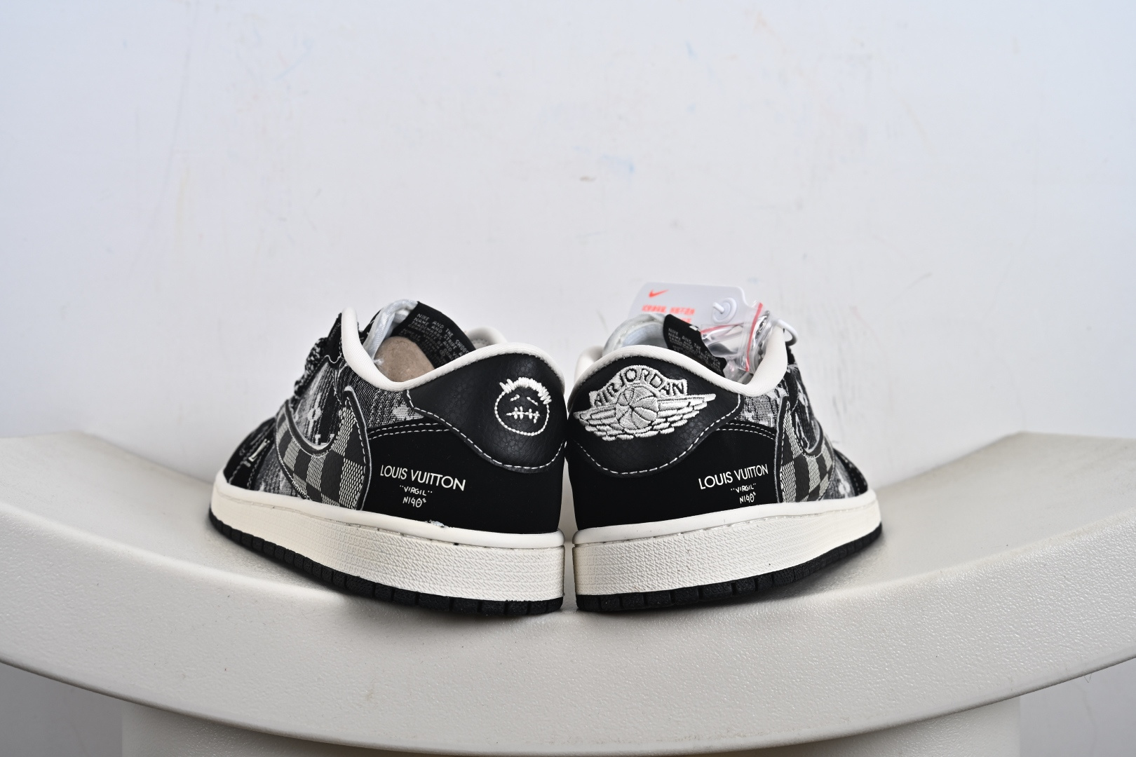 Travis Scott x Fragment Design x Jordan Air Jordan 1 Low OG SP “路易威登LV联名---黑灰帆布LV印花” XS2025-063