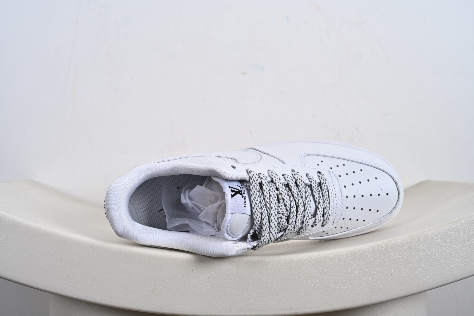 高端定制Nike Air Force 1 '07 Low “路易威登LV联名--- 纯白lv立体印花” 高端定制 低帮休闲板鞋 XL1979-110