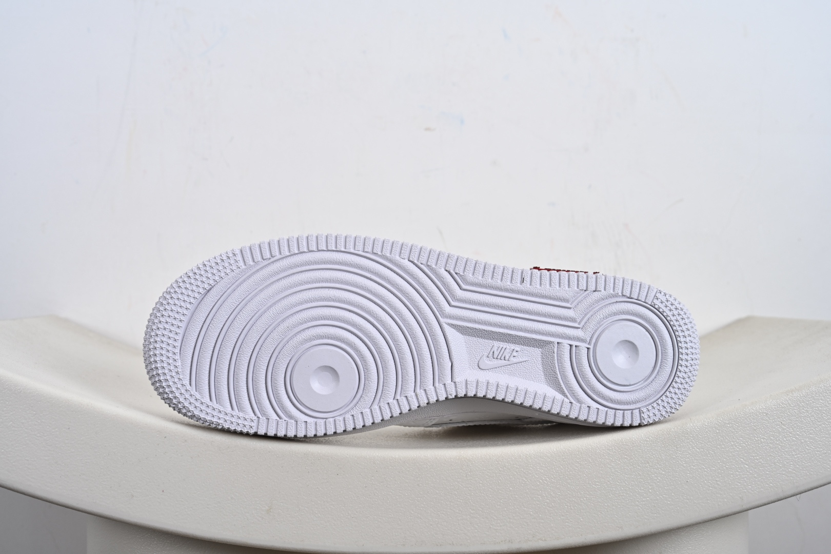 高端定制Nike Air Force 1 '07 Low “路易威登LV联名--- 纯白lv立体印花” 高端定制 低帮休闲板鞋 XL1979-110