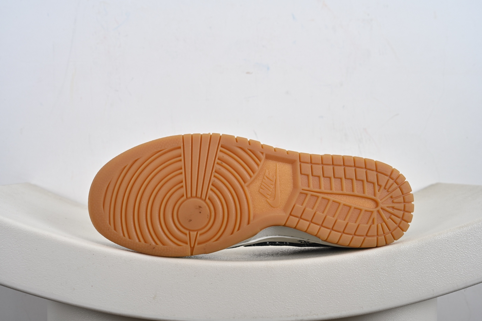 Nike SB Dunk Low“军绿织布” 高端定制 低帮休闲板鞋 SC0601-464