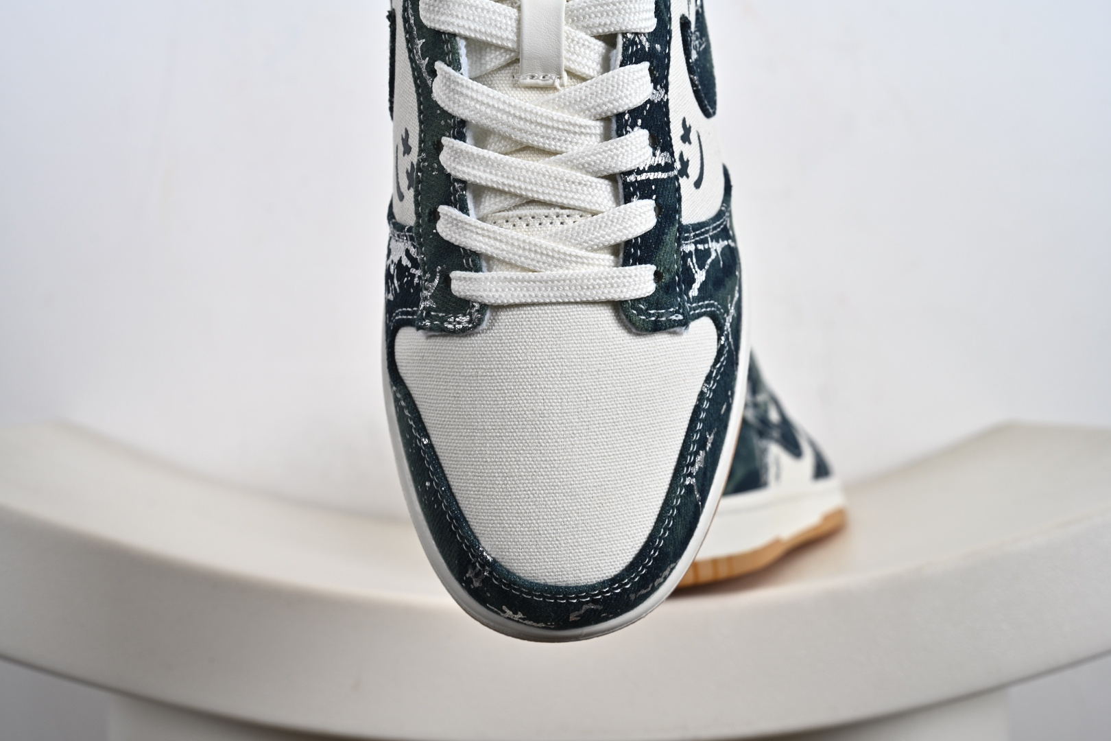 Nike SB Dunk Low“军绿织布” 高端定制 低帮休闲板鞋 SC0601-464