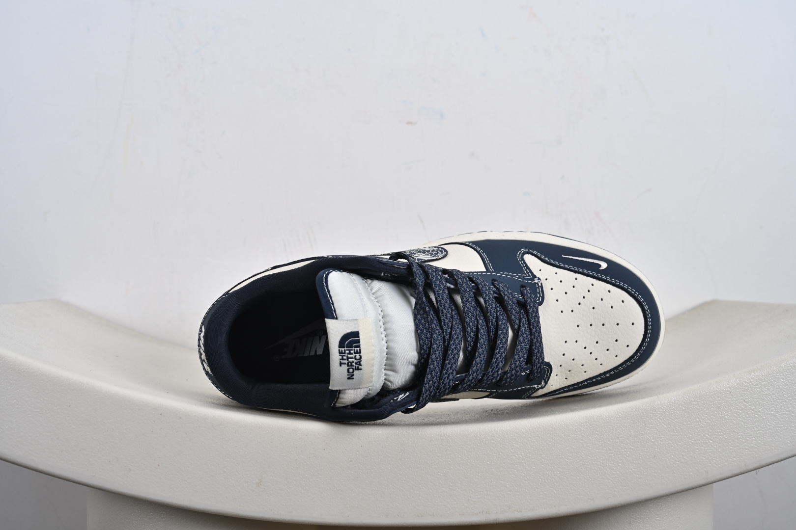 Nike SB Dunk Low“ 北面联名——水墨蓝”周年高端定制 低帮休闲板鞋 DG2025-003