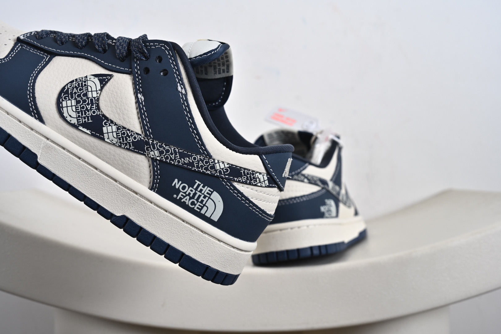 Nike SB Dunk Low“ 北面联名——水墨蓝”周年高端定制 低帮休闲板鞋 DG2025-003