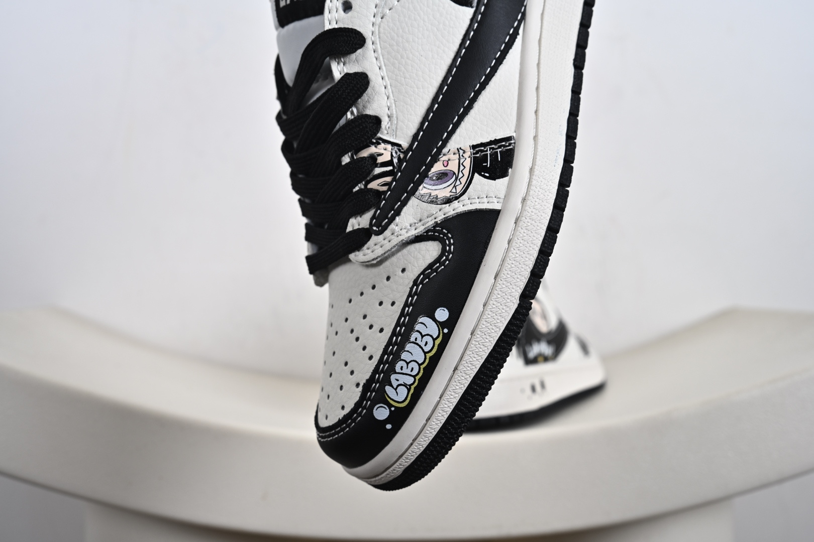 Travis Scott x Fragment Design x Jordan Air Jordan 1 Low OG SP “米黑拉布布” JW1188-161