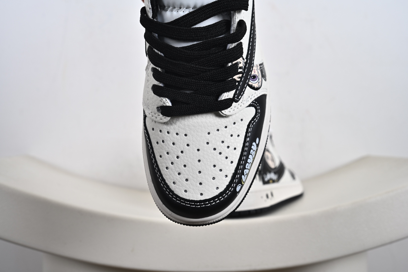 Travis Scott x Fragment Design x Jordan Air Jordan 1 Low OG SP “米黑拉布布” JW1188-161