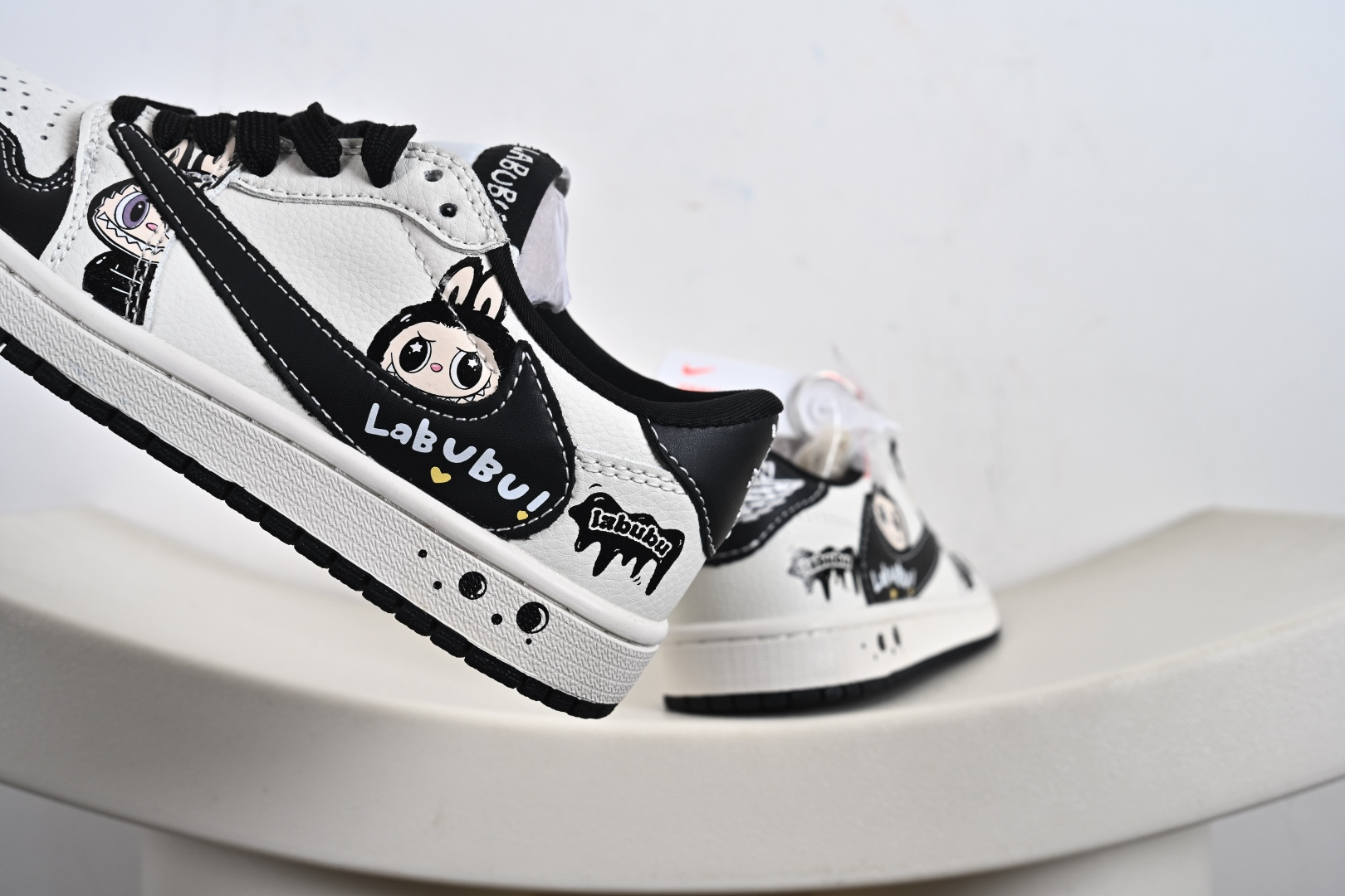 Travis Scott x Fragment Design x Jordan Air Jordan 1 Low OG SP “米黑拉布布” JW1188-161