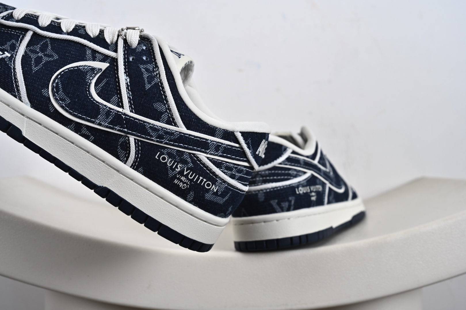 Nike SB Dunk Low“LV联名——深蓝牛仔” 高端定制 低帮休闲板鞋 SC0601-469