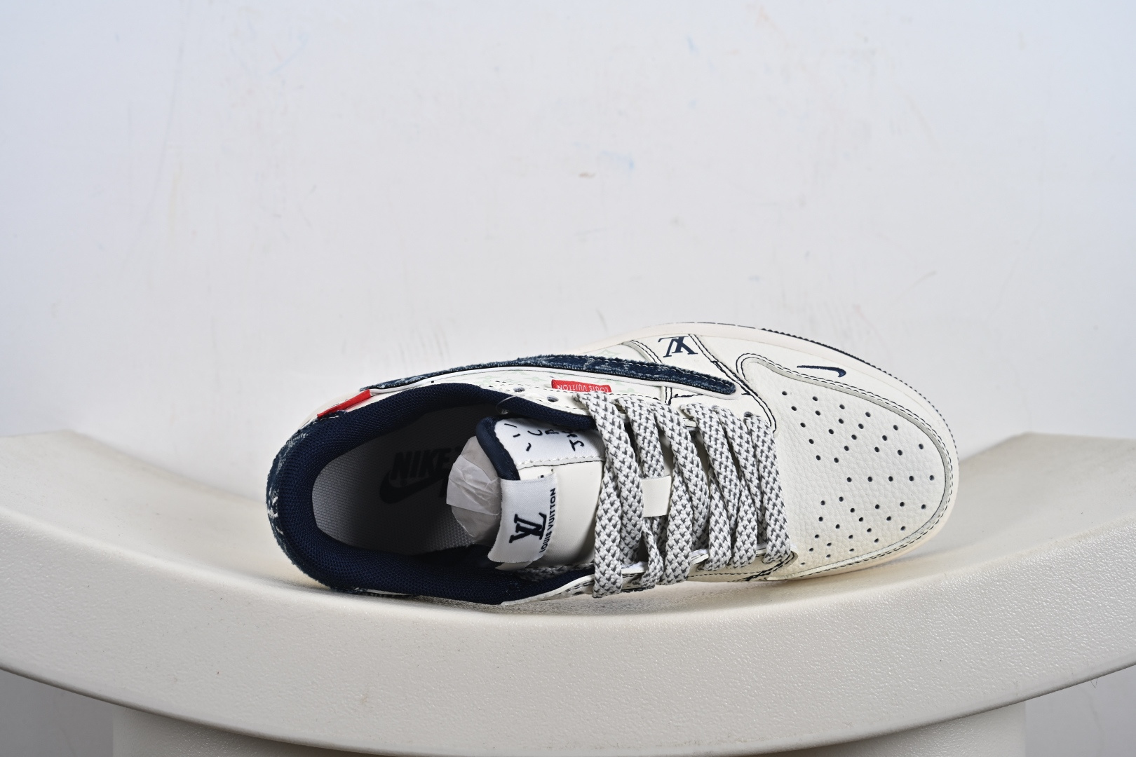 Nike Air Jordan 1 Low 定制配色 定制AJ联名-高端定制 低帮复古文化板鞋 CX5050-Y16