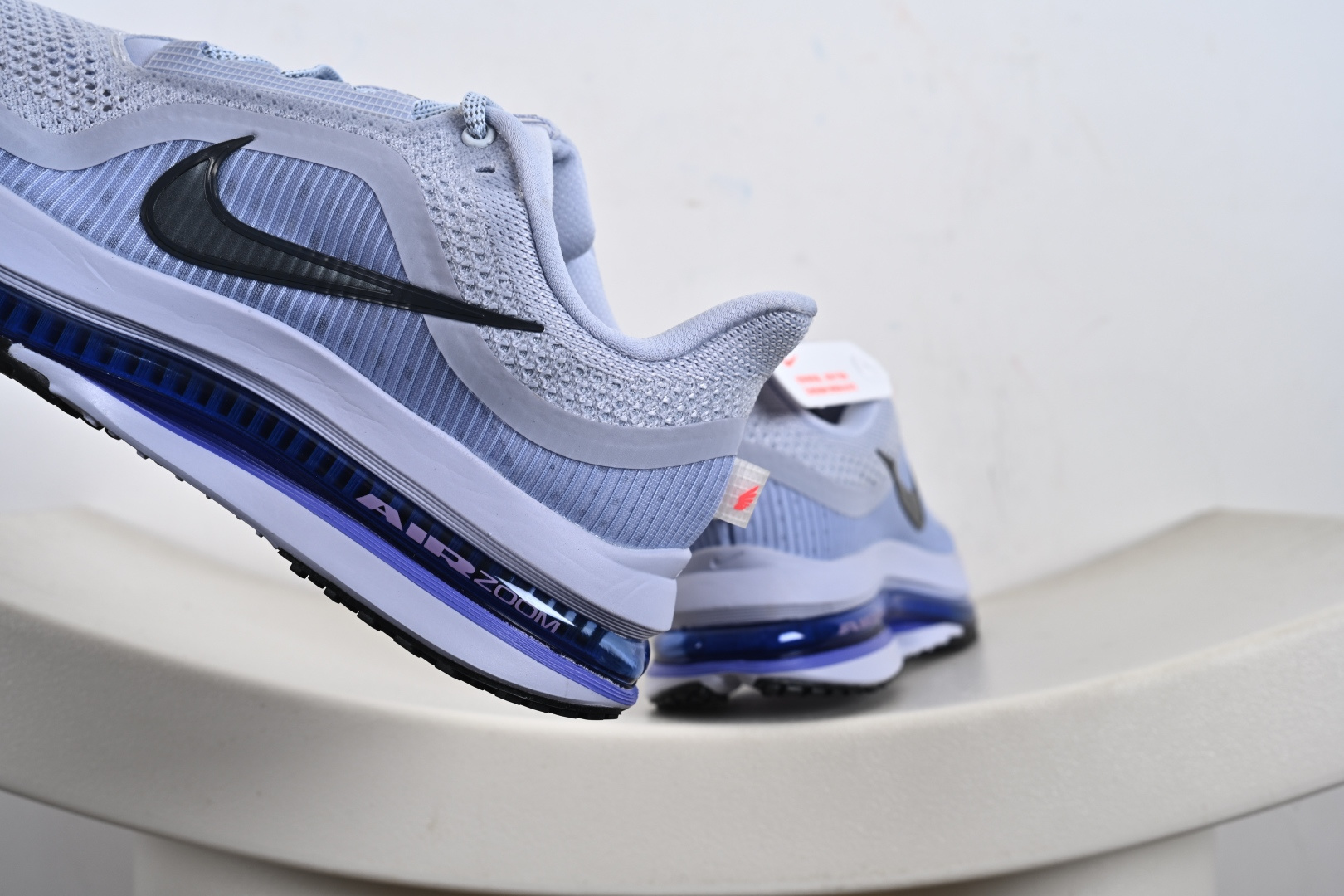 Nike Air Zoom NIKE PEGASUS PREMIUM耐克 新款气垫缓震休闲跑步鞋 HQ2592-004