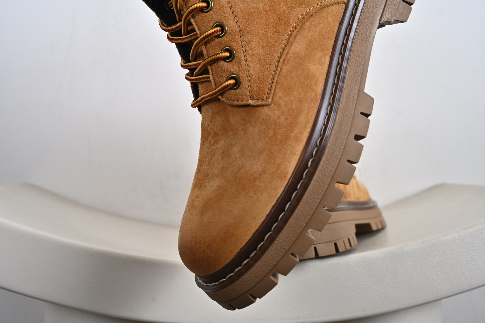 广东纯原版本Timberland添柏岚/天伯伦 户外休闲时尚马丁靴系列 TB10082