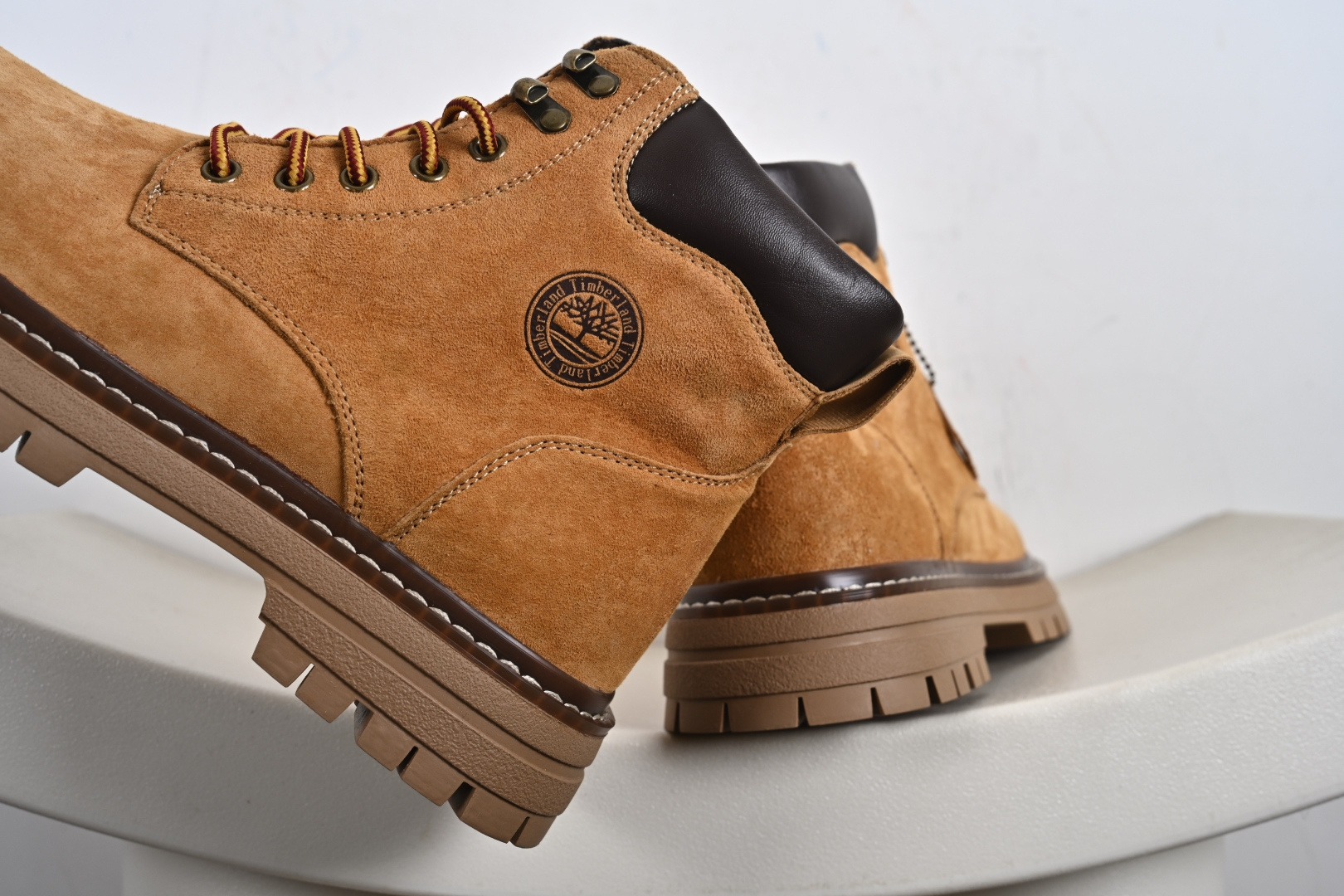 广东纯原版本Timberland添柏岚/天伯伦 户外休闲时尚马丁靴系列 TB10082