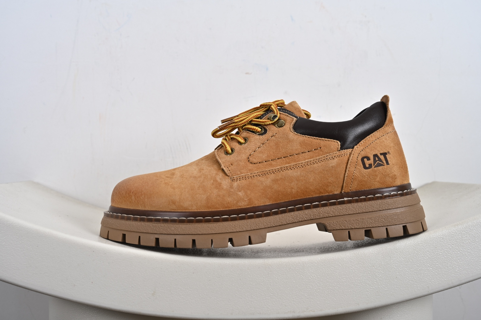 CAT卡特 P721903 经典百搭低帮户外休闲工装靴