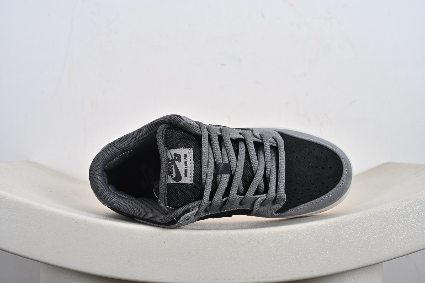 NK Dunk sb Low 灰黑色 HF3063-001