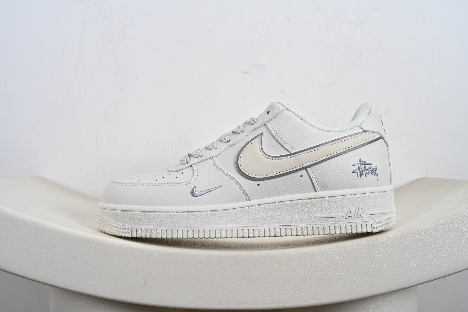 NIke Air Force 1 '07 Low 空军一号低帮 运动鞋 休闲鞋 CS5288-034