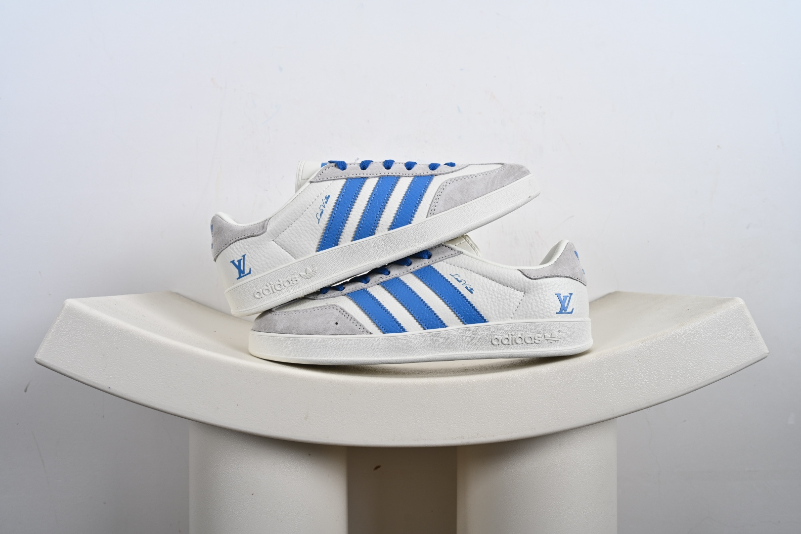 阿迪达斯 Adidas Originals Gazelle INdoor x Stussy 低帮休闲运动板鞋 DD6602 DD6601 DD6603 DD6605 DD6604 DD6607 DD6606 DD6608 DD6609 DD6610