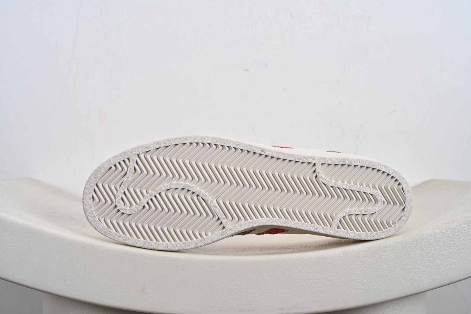 定制版AD Originals Superstar 白红 QC2601